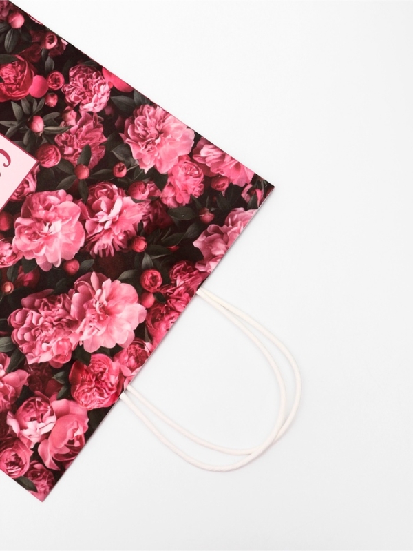 Пакет подарочный крафт Пакет подарочный крафт "С 8 Марта" 25 х 12 х 32 См