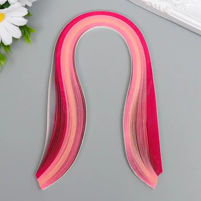 Полоски для квиллинга 100 полосок плотность 120 гр Полоски для квиллинга 100 полосок плотность 120 гр "Розовый градиент" ш. 0,5 см дл. 39 см