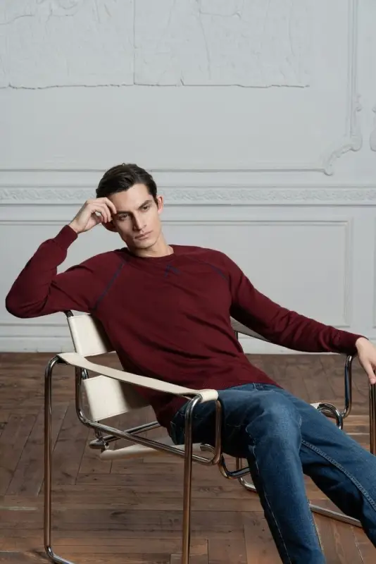 Джемпер Stitch с контрастной отделкой, серый с бордовым, размер M Джемпер Stitch с контрастной отделкой, серый с бордовым, размер M