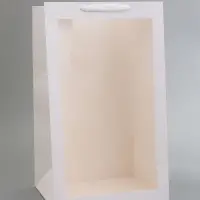 Пакет подарочный с окном, белый, 50&times;30&times;25 см