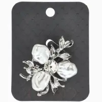 Брошь &laquo;Цветочек&raquo; роскошный, жемчуг, цвет белый в серебре