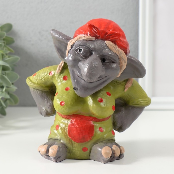 Копилка Копилка "Тролчиха Петровна" 14,5 х 14 х 11 см.