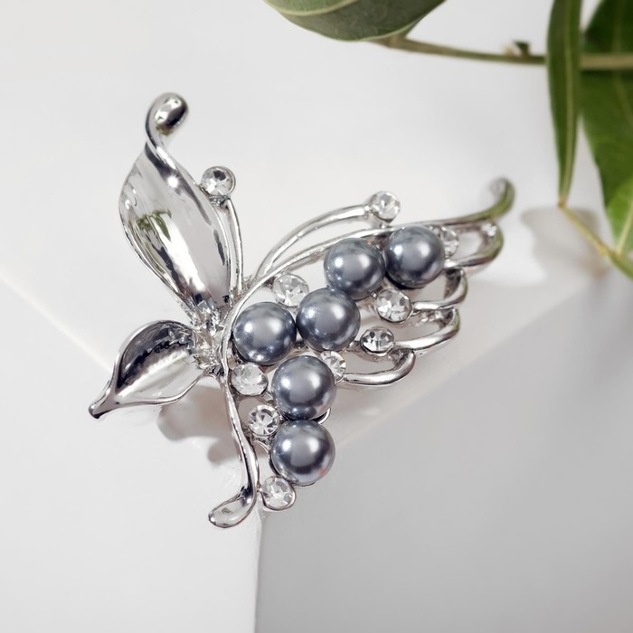 Брошь «Бабочка» с жемчужным крылом, цвет серый в серебре Брошь «Бабочка» с жемчужным крылом, цвет серый в серебре