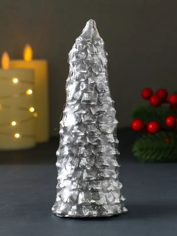 Свеча "Ель большая" 160х60 мм лак, серебро