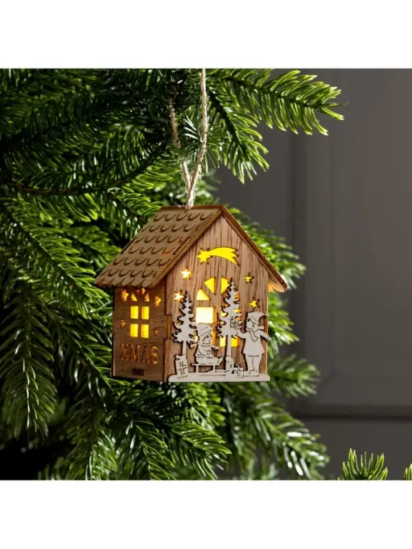 Ёлочная игрушка &laquo;Домик с детьми&raquo;, 8&times;4&times;4 см, от батареек, свечение тёплое белое