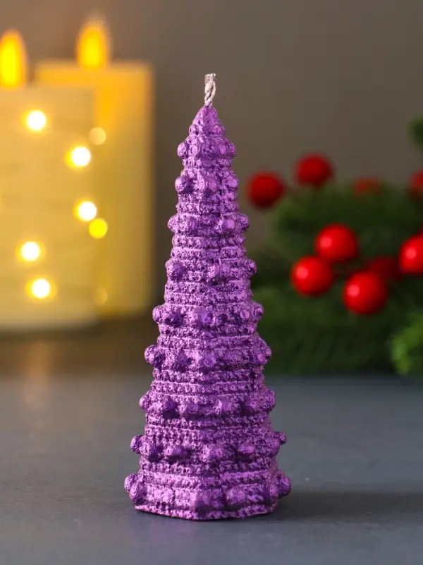 Свеча  Свеча "Ёлочка с шариками "45*102 мм, лак, фиолетовая