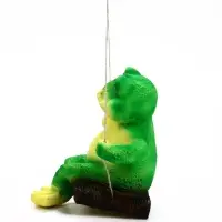 Садовая фигура из полистоуна &laquo;Лягушка на качелях&raquo;, подвесная, 24&times;23&times;27 см