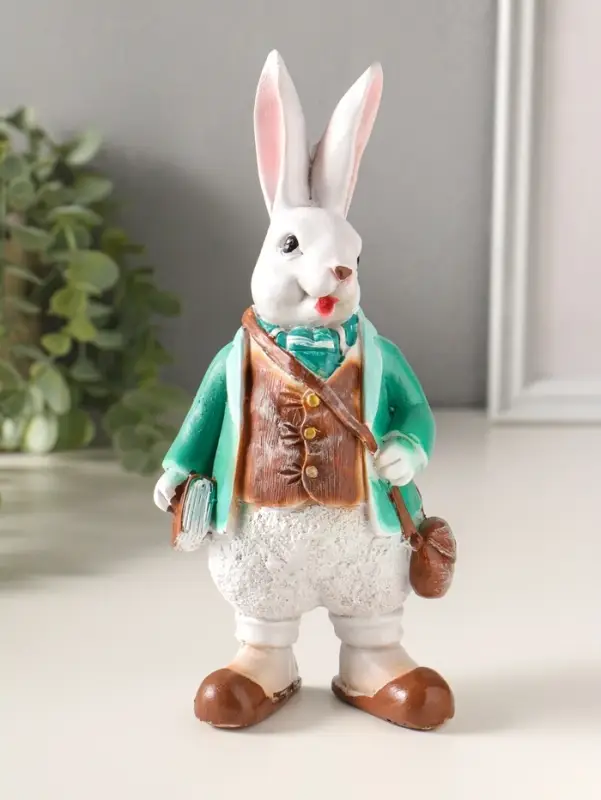 Фигура "Кролик джентельмен с книжкой" 21,5х10,5 см