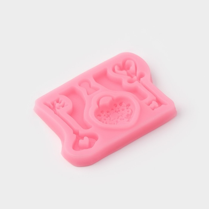 Молд Доляна «Ключ от сердца», силикон, 8,5×6,8 см, цвет МИКС Молд Доляна «Ключ от сердца», силикон, 8,5×6,8 см, цвет МИКС