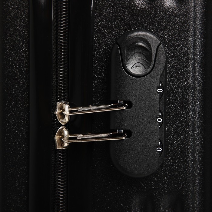 Чемодан детский 31 л (S), отдел на молнии, 4 колеса, цвет чёрный