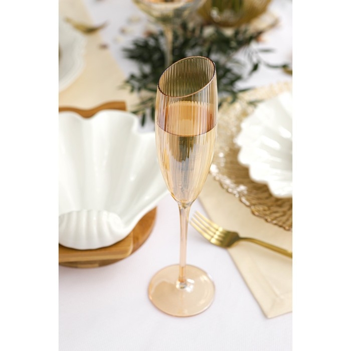 Набор бокалов для шампанского стеклянный Magistro «Иллюзия», 180 мл, 5,5×27,5 см, 2 шт, цвет золотой Набор бокалов для шампанского стеклянный Magistro «Иллюзия», 180 мл, 5,5×27,5 см, 2 шт, цвет золотой