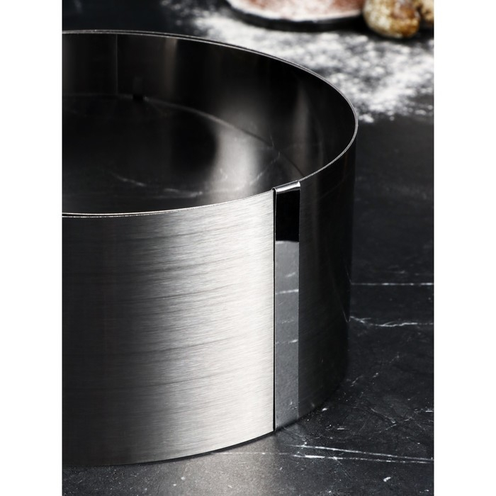 Форма для выпечки и выкладки с регулировкой размера «Круг», h-10 см, d-20-38 см Форма для выпечки и выкладки с регулировкой размера «Круг», h-10 см, d-20-38 см