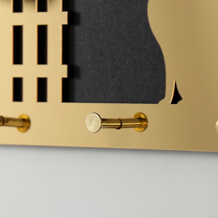 Крючки декоративные дерево Крючки декоративные дерево "Кошка у забора" чёрный, зеркальный 3,1х34х14,4 см