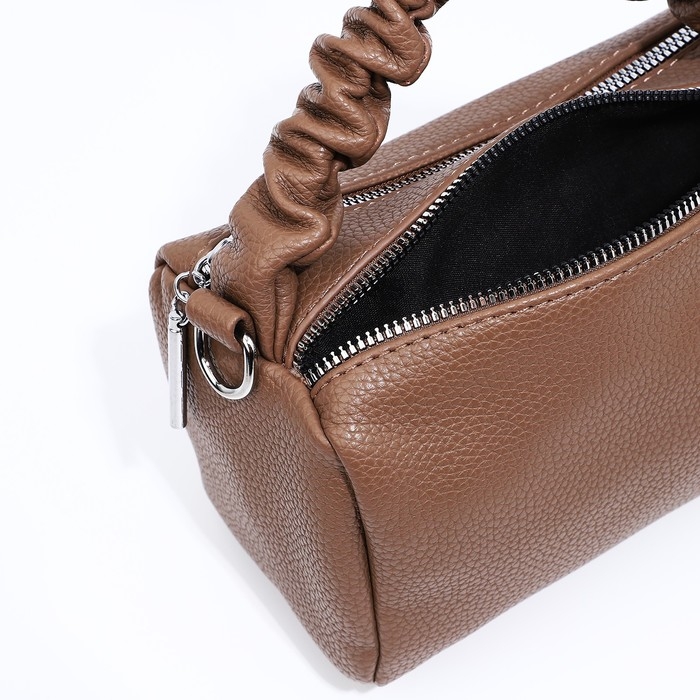 Сумка-багет на молнии, цвет коричневый Сумка-багет на молнии, цвет коричневый