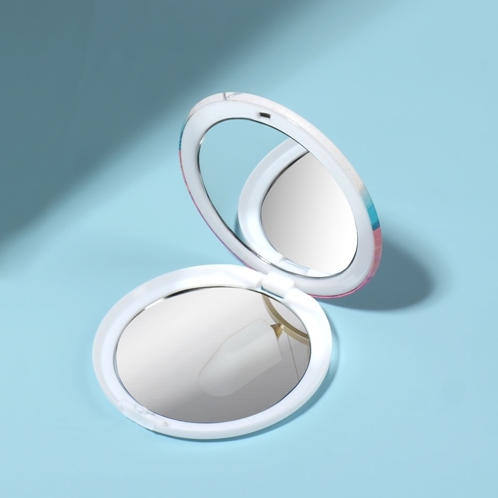 Зеркало складное «Пляж», d = 7,5 см, с увеличением, рисунок МИКС Зеркало складное «Пляж», d = 7,5 см, с увеличением, рисунок МИКС