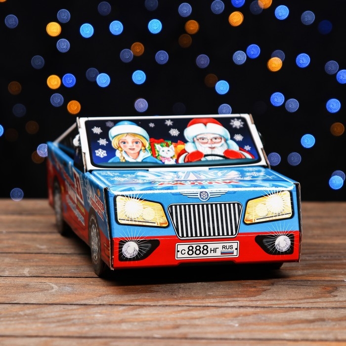 Новый год. Подарочная коробка Новый год. Подарочная коробка "Новогодние гонки" 11,3 х 31,5 х 13,3 см.