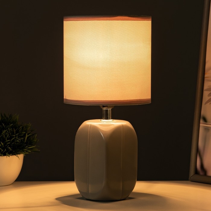 Настольная лампа Настольная лампа "Арон" Е14 40Вт серый 13х13х25 см RISALUX