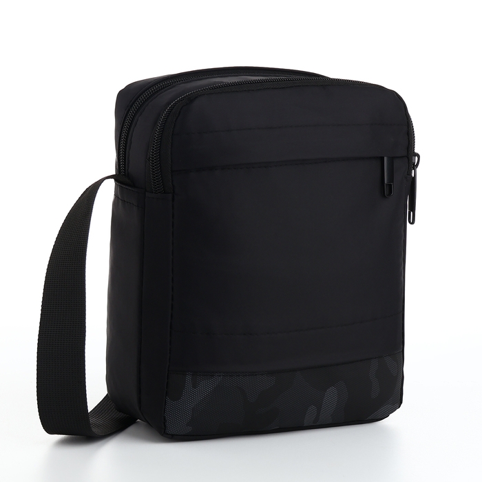 Сумка мужская на молниях, 3 наружных кармана, цвет чёрный Сумка мужская на молниях, 3 наружных кармана, цвет чёрный