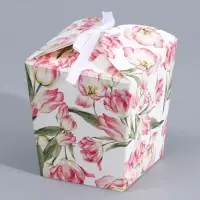 Коробка бонбоньерка подарочная, &laquo;Цветы&raquo;, 7.5&times;8&times;7.5 см