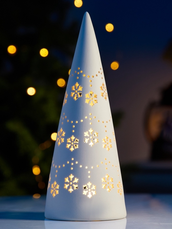 Светодиодная фигура Светодиодная фигура "Елка со снежинками" 22х9х9, 1 LED, LR44x3(в компл.), Т/БЕЛЫЙ