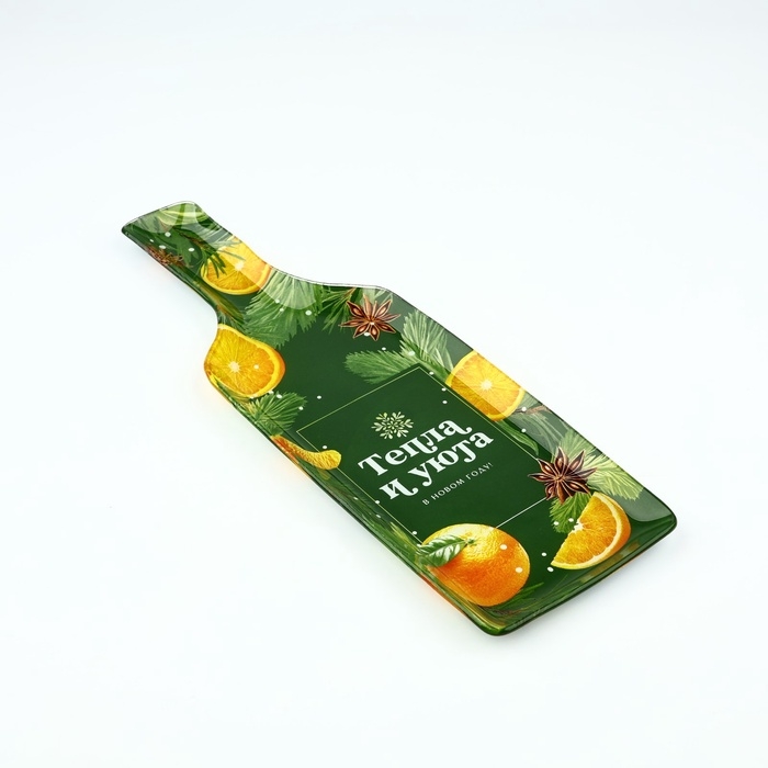 Тарелка в форме бутылки новогодняя Дорого внимание «Тепла и уюта», 12 х 35 см, стекло Тарелка в форме бутылки новогодняя Дорого внимание «Тепла и уюта», 12 х 35 см, стекло