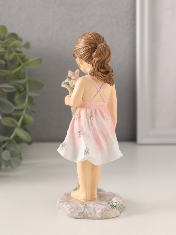 Сувенир полистоун Сувенир полистоун "Малышка в розовом сарафане, с букетом" 6,5х6х15 см