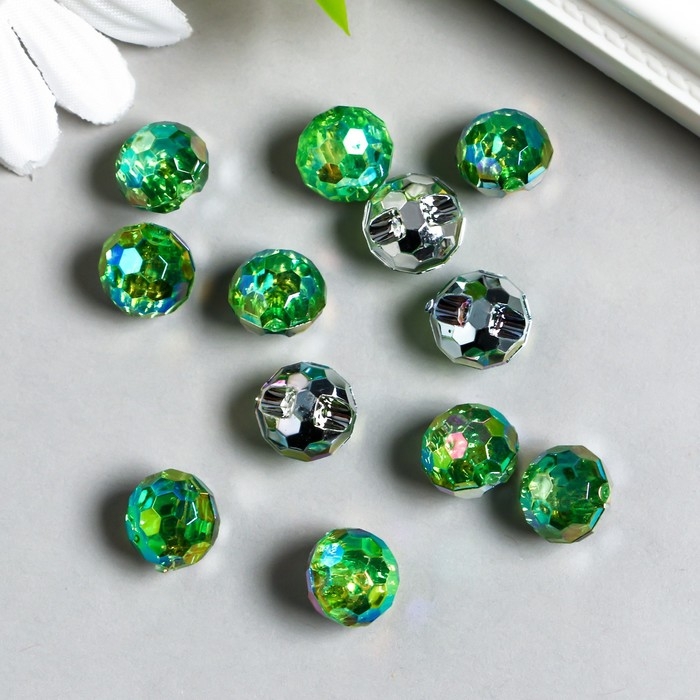 Пуговицы пластик для творчества 1 прокол Пуговицы пластик для творчества 1 прокол "Шарик голография. Зелёный" набор 12 шт d=1,2 см