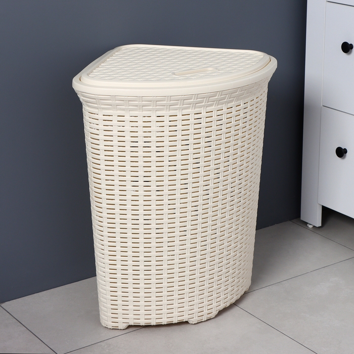 Корзина для белья угловая с крышкой «Ротанг», 60 л, 40×40×58 см, цвет слоновая кость Корзина для белья угловая с крышкой «Ротанг», 60 л, 40×40×58 см, цвет слоновая кость