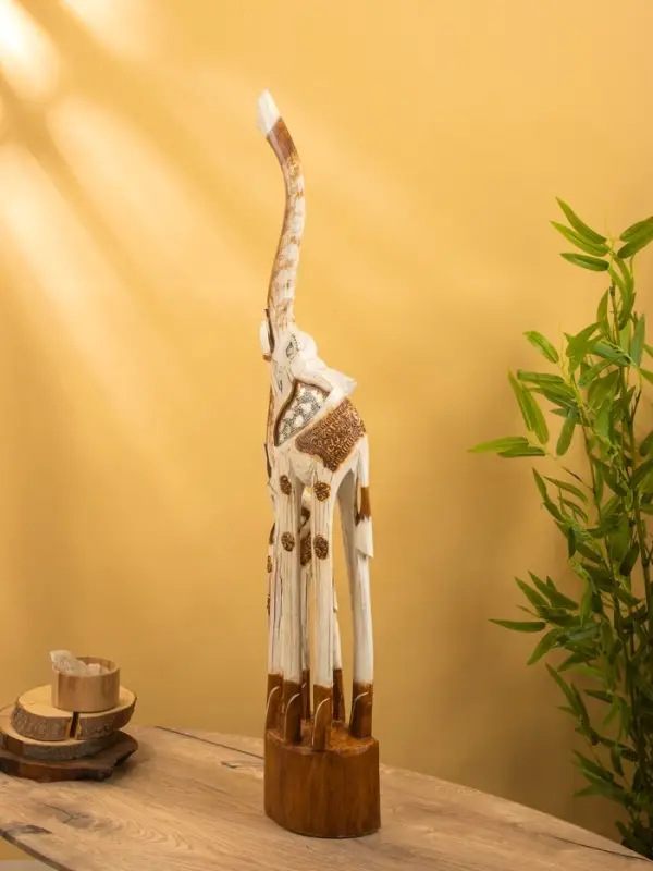 Сувенир Сувенир "Слоны" дерево 20х12х100 см, цв. белый