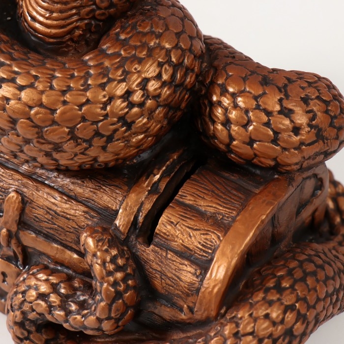 Копилка  Копилка "КОБРА НА СУНДУКЕ "  20 х17 х 12 см.