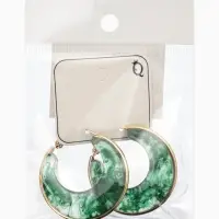 Серьги-кольца акрил "Тренд", цвет изумрудный в золоте Серьги-кольца акрил "Тренд", цвет изумрудный в золоте