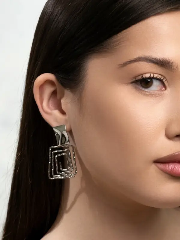 Серьги металл &laquo;Врата&raquo;, два квадрата, цвет серебро