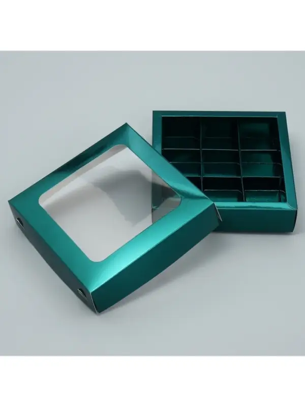Коробка для конфет, кондитерская упаковка, 9 ячеек, &laquo;Изумрудная&raquo;, 14.7&times;14.7&times;3.5 см