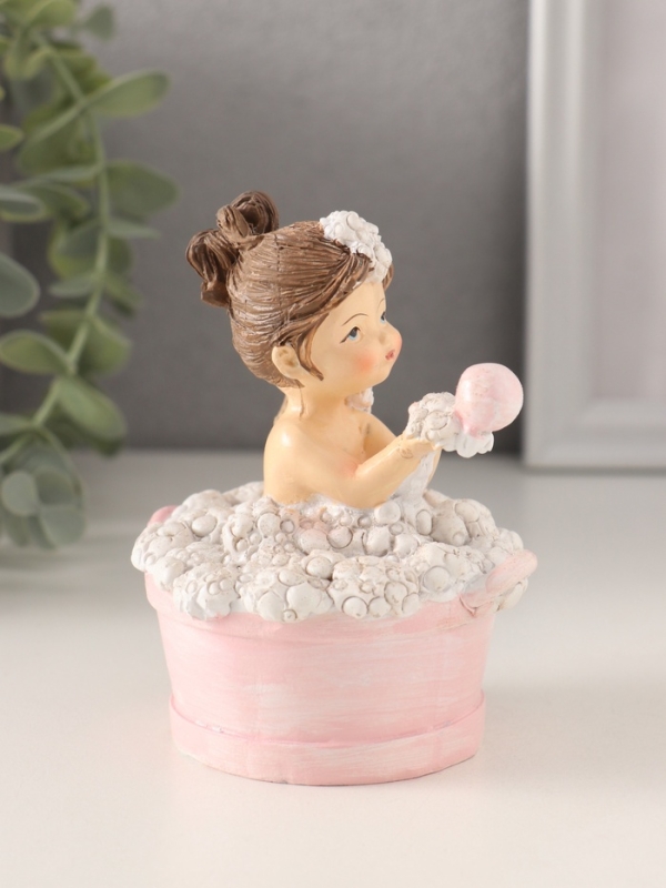 Сувенир полистоун Сувенир полистоун "Купание - малышка и пёсик" 8,5х8х10,5 см