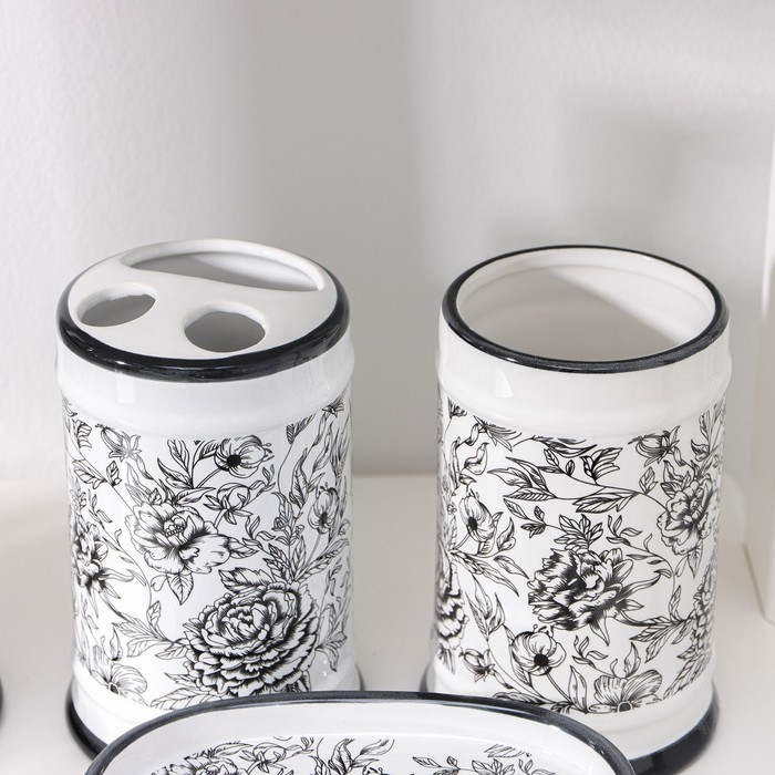 Набор аксессуаров для ванной комнаты «Пионы», 4 предмета (дозатор 300 мл, мыльница, 2 стакана), цвет МИКС Набор аксессуаров для ванной комнаты «Пионы», 4 предмета (дозатор 300 мл, мыльница, 2 стакана), цвет МИКС