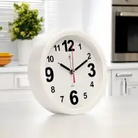 Будильник-часы настольные &laquo;Классика&raquo;, дискретный ход, d=15 см, 16.5&times;16.5 см, от батарейки АА