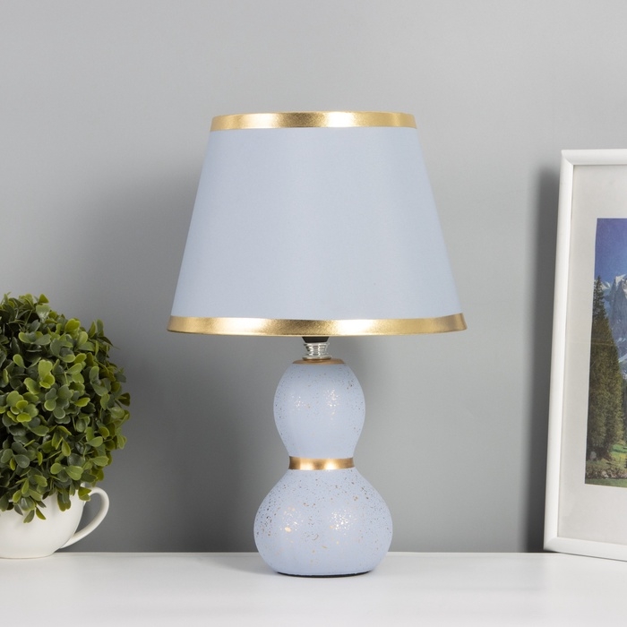 Лампа настольная Лампа настольная "Изгиб" 1х40Вт Е14 серый/золото 22,5х22,5х35см