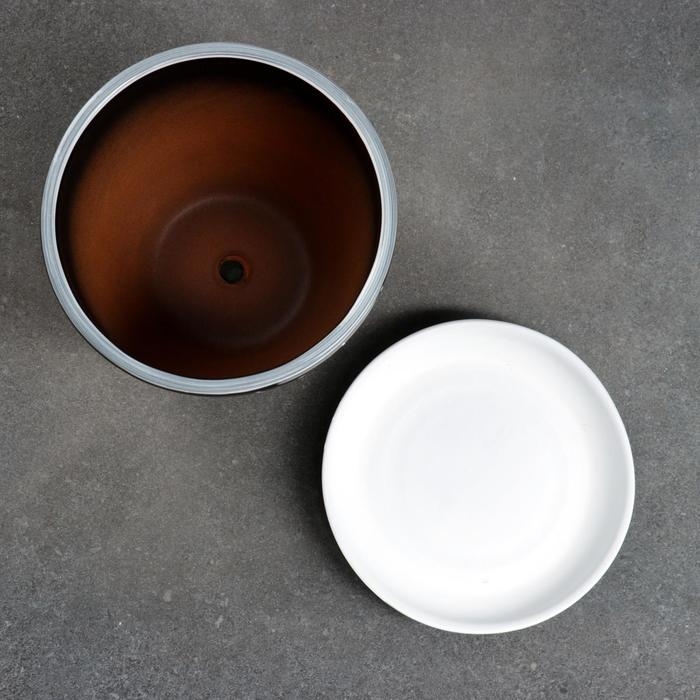 Горшок цветочный Иллюзия черная 1 л Горшок цветочный Иллюзия черная 1 л