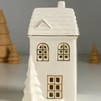 Сувенир керамика свет "Домик с ёлочкой" белый с золотом 7,5х6,5х14 см