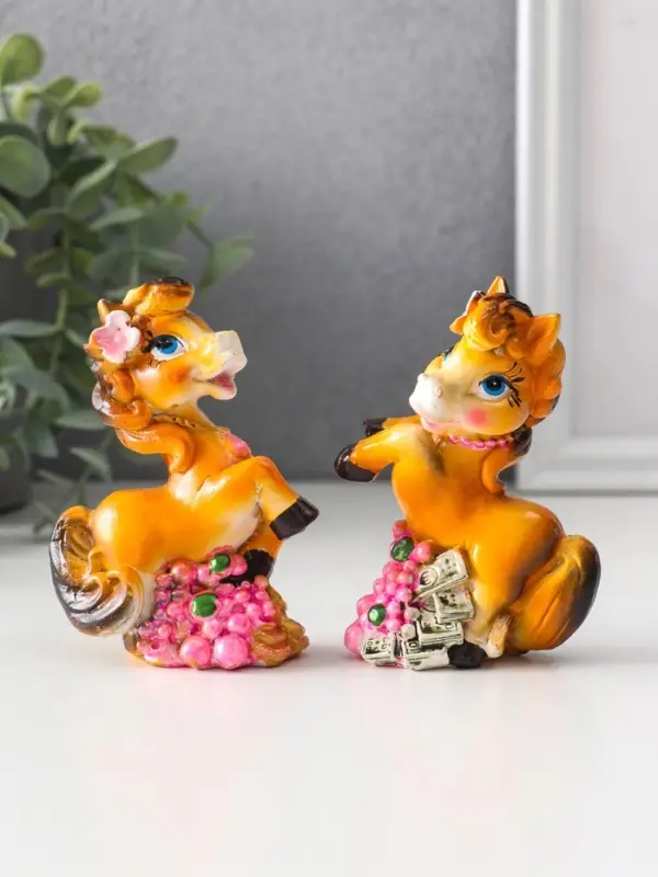 Сувенир полистоун Сувенир полистоун "Лошадка с цветочком в гриве" МИКС 7х3,5х9 см