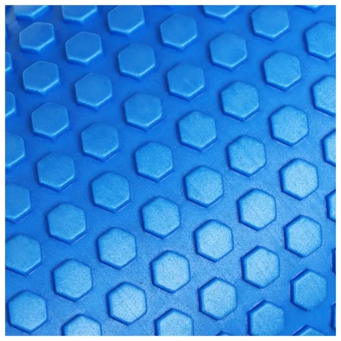 Полусфера массажная Sangh, 45&times;15&times;7 см, МИКС