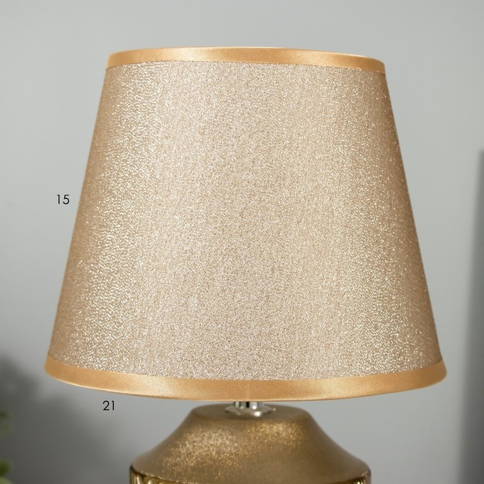 Настольная лампа Бэсфорд E14 40Вт золото 20х20х30 см RISALUX Настольная лампа Бэсфорд E14 40Вт золото 20х20х30 см RISALUX