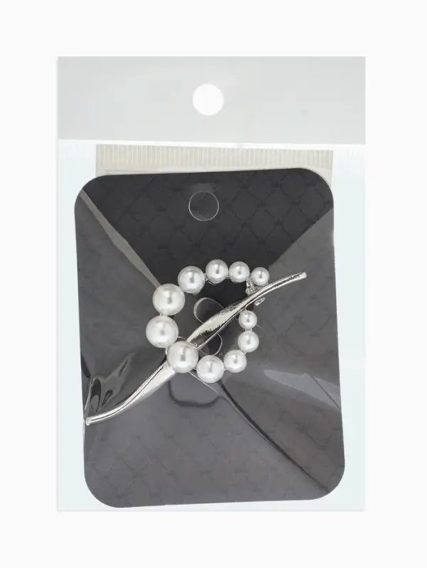 Брошь &laquo;Нежность&raquo;, жемчуг, цвет белый в серебре