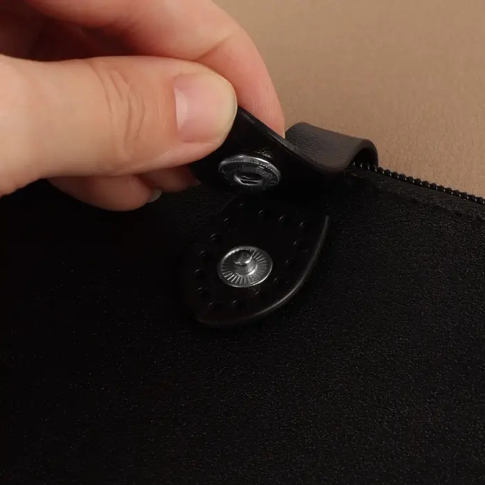 Застёжка для сумки, пришивная, на кнопке, 9.2×2.5 см, цвет чёрный, серебряный Застёжка для сумки, пришивная, на кнопке, 9.2×2.5 см, цвет чёрный, серебряный