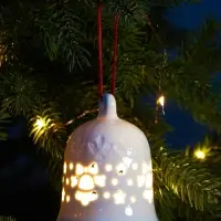 Ёлочный шар с подсветкой &laquo;Колокольчик&raquo;, 10.5&times;8.3&times;8.3 см, 1 LED, керамика, от батареек LR44&times;3, керамика, свечение тёплое белое