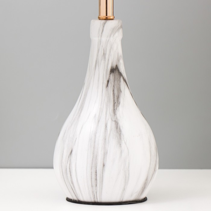 Настольная лампа Настольная лампа "Алмедия" Е27 40Вт белый 25х25х43 см RISALUX