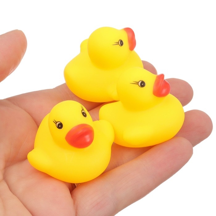 Набор резиновых игрушек для ванны «Уточки на корабле», 7 предметов, цвет МИКС, Крошка Я Набор резиновых игрушек для ванны «Уточки на корабле», 7 предметов, цвет МИКС, Крошка Я