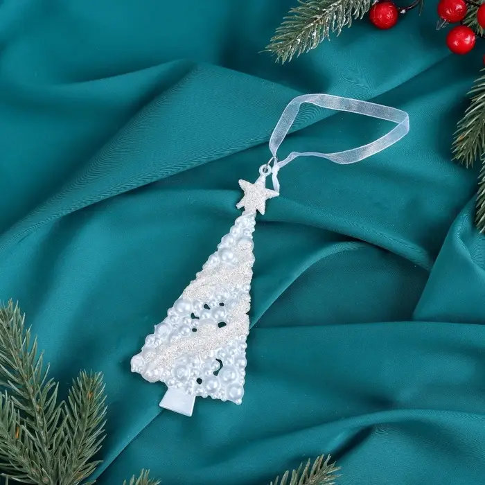 Ёлочная игрушка &laquo;Зимнее волшебство. Ёлка нарядная блестящая&raquo;, 7&times;14 см, белый