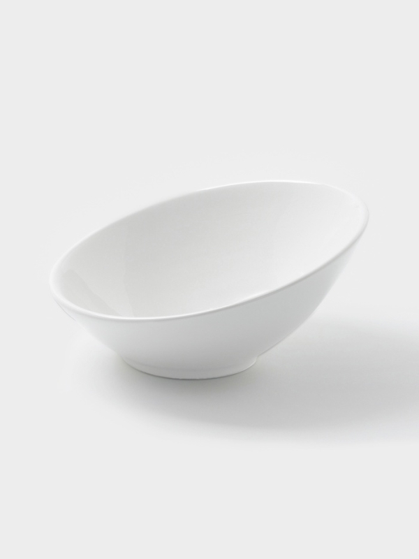 Салатник Hanna Knövell, 21.7×21.1×10 см, фарфор, белый Салатник Hanna Knövell, 21.7×21.1×10 см, фарфор, белый