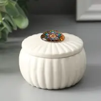 Шкатулка для украшений &laquo;Цветок-калейдоскоп&raquo;, с крышкой, белая, керамика, 7&times;7&times;5.3 см